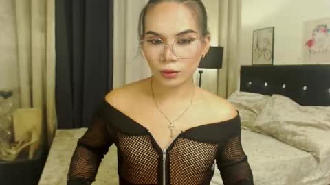 Snapshot of misstrishontop chatting on 3, 12, 2024 misstrishontop online show from 3, 12, 2024