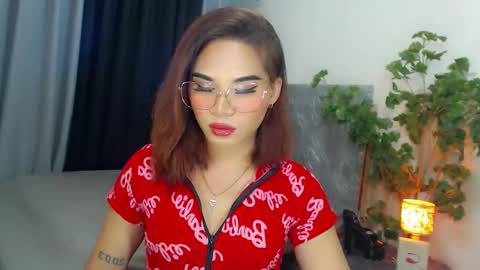 Snapshot of misstrishontop chatting on 9, 2, 2025 misstrishontop online show from 9, 2, 2025