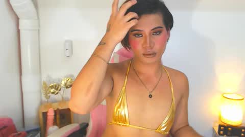 Snapshot of misstrishontop chatting on 15, 9, 2025 misstrishontop online show from 15, 9, 2025