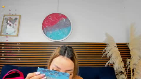 Snapshot of missvalery1 chatting on 11, 1, 2025 missvalery1 online show from 11, 1, 2025