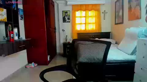 Snapshot of missvalery1 chatting on 9, 9, 2025 missvalery1 online show from 9, 9, 2025