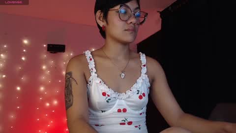 Snapshot of missvenuss chatting on 23, 12, 2024 IG MISSVENUSS1 online show from 23, 12, 2024