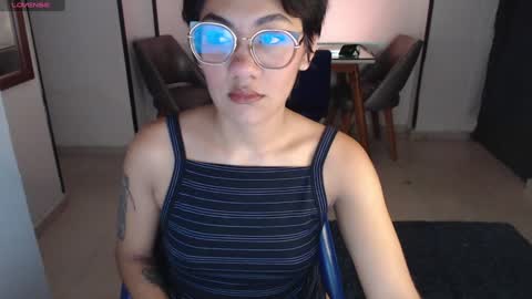 Snapshot of missvenuss chatting on 15, 1, 2025 IG MISSVENUSS1 online show from 15, 1, 2025