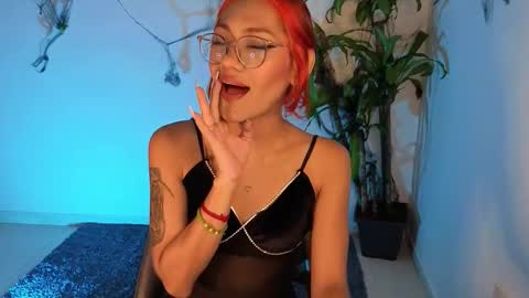 Snapshot of missvenuss chatting on 29, 10, 2025 IG MISSVENUSS1 online show from 29, 10, 2025