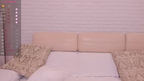 missxcaprice online show from 9, 3, 2025