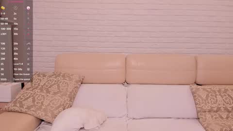 missxcaprice online show from 13, 2, 2026