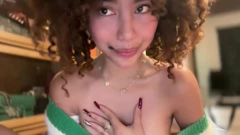 Snapshot of missxolga chatting on 8, 6, 2026 Divine Olga online show from 8, 6, 2026