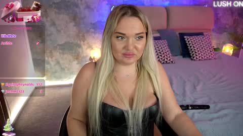 Snapshot of missyymartinezz chatting on 22, 1, 2025 Amely online show from 22, 1, 2025