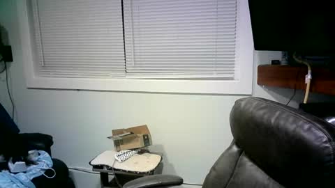 Mr. Happy online show from 10, 3, 2025