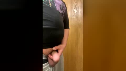 Snapshot of misterbeater123 chatting on 4, 2, 2026 misterbeater123 online show from 4, 2, 2026