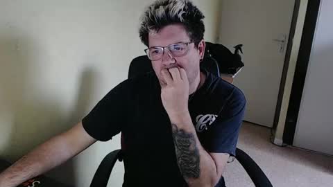 mistercoeur online show from 2, 1, 2025