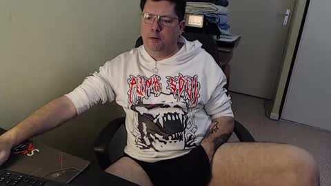 Snapshot of mistercoeur1 chatting on 9, 2, 2025 mistercoeur online show from 9, 2, 2025