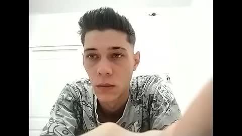 MisteriosoXragazzoX online show from 12, 9, 2025