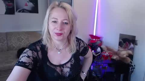 mistress_milfa online show from 1, 3, 2026