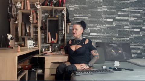 Mistress Mirybossy online show from 14, 12, 2024