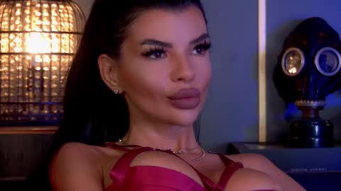 Elenia online show from 16, 9, 2025