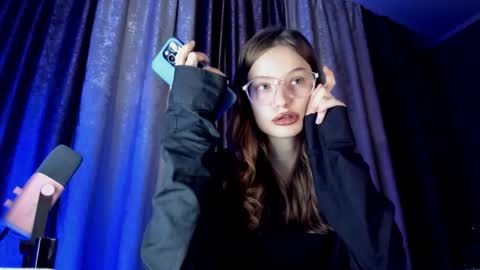 Snapshot of mistresselizy chatting on 10, 10, 2025 mistresselizy online show from 10, 10, 2025