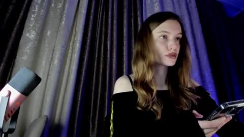 Snapshot of mistresselizy chatting on 17, 10, 2025 mistresselizy online show from 17, 10, 2025