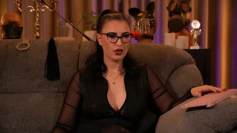 Mistress Kelly online show from 9, 10, 2025