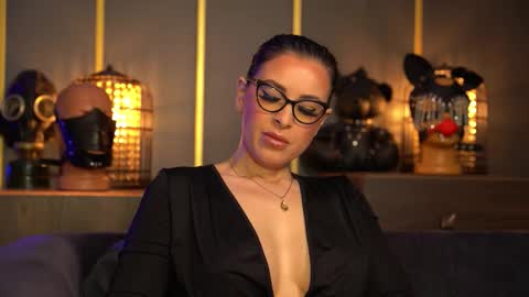 Mistress Kelly online show from 20, 3, 2026