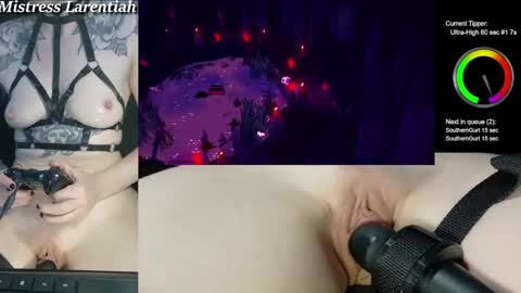 Snapshot of mistresslarentiah chatting on 8, 3, 2025 Mistress Larentiah online show from 8, 3, 2025
