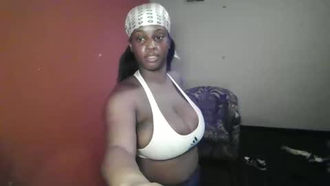 Snapshot of mistressmochareign chatting on 11, 3, 2026 mistressmochareign online show from 11, 3, 2026