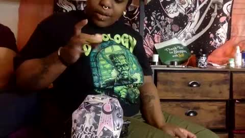 Snapshot of mistressmystii chatting on 16, 1, 2025 Mistress Mystii online show from 16, 1, 2025