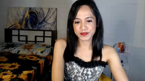 Snapshot of mistressnicoletrans chatting on 28, 12, 2024 SexyCutieNicole online show from 28, 12, 2024