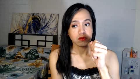 Snapshot of mistressnicoletrans chatting on 1, 2, 2025 SexyCutieNicole online show from 1, 2, 2025