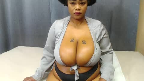 Snapshot of mistressofmelons chatting on 28, 7, 2026 MistressOfMelons online show from 28, 7, 2026
