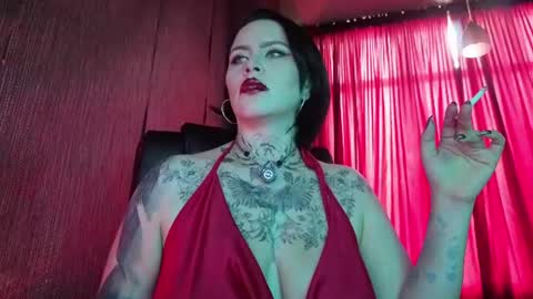 Snapshot of mistressolivia07 chatting on 18, 7, 2026 Mistress olivia online show from 18, 7, 2026