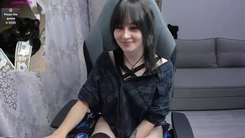 misty_dark online show from 13, 5, 2026