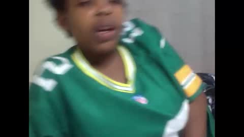 Snapshot of misty_shee chatting on 17, 11, 2025 misty_shee online show from 17, 11, 2025