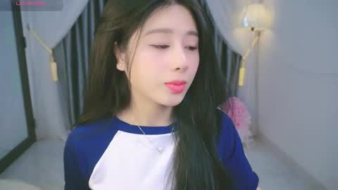 Snapshot of mit2244 chatting on 30, 10, 2025 Mt online show from 30, 10, 2025