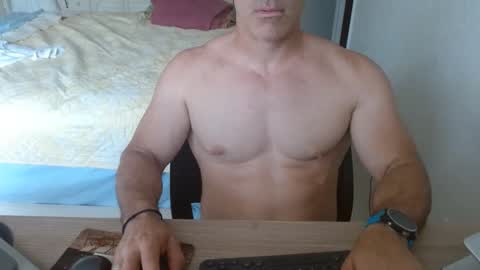 Snapshot of mitcheli chatting on 5, 3, 2025 Onlyfans online show from 5, 3, 2025