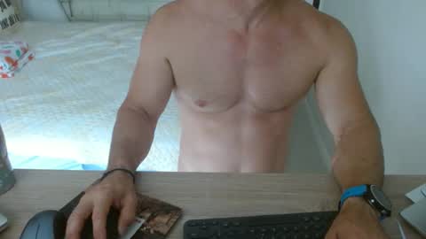 Snapshot of mitcheli chatting on 21, 10, 2025 Onlyfans online show from 21, 10, 2025