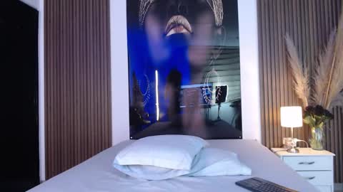 Mtica Brennet online show from 15, 11, 2025