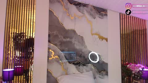 Mtica Brennet online show from 31, 3, 2026