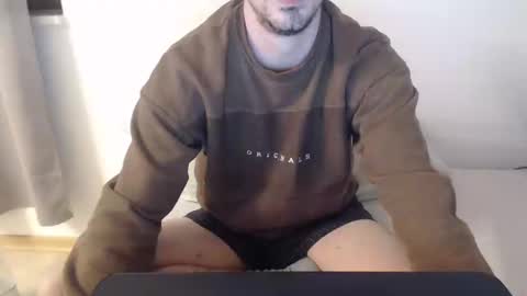 Snapshot of mitsch01 chatting on 30, 12, 2024 Mitsch online show from 30, 12, 2024