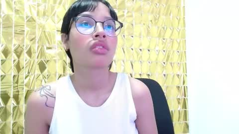 Snapshot of mitski_jane chatting on 26, 11, 2025 mitski_jane online show from 26, 11, 2025