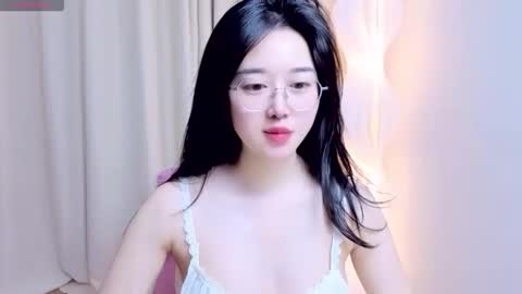 miu_999 online show from 5, 5, 2026