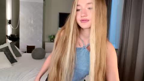 Mila online show from 3, 7, 2026