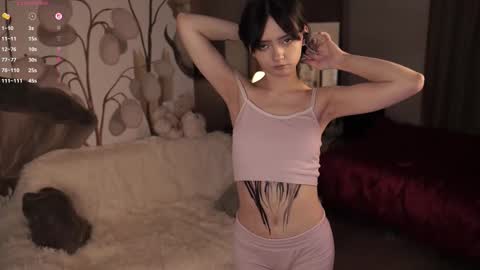 Yuka online show from 9, 10, 2025