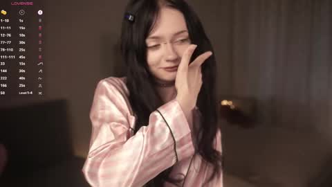 Snapshot of miuri_miy chatting on 29, 5, 2026 Yuka online show from 29, 5, 2026