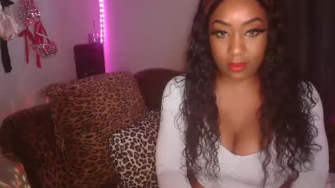 Snapshot of mixedlovers chatting on 28, 9, 2025 Precious online show from 28, 9, 2025