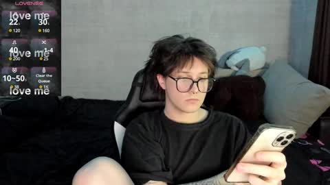 Snapshot of miya_chinen chatting on 25, 1, 2025 Miya online show from 25, 1, 2025