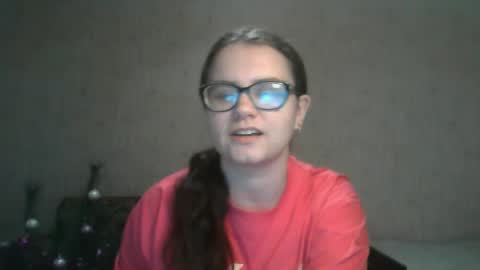 Snapshot of miyabe chatting on 17, 1, 2025 Milana online show from 17, 1, 2025