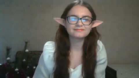 Snapshot of miyabe chatting on 25, 1, 2025 Milana online show from 25, 1, 2025