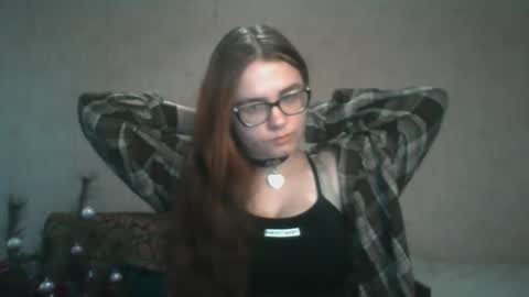 Snapshot of miyabe chatting on 26, 1, 2025 Milana online show from 26, 1, 2025