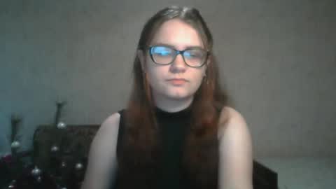 Snapshot of miyabe chatting on 1, 2, 2025 Milana online show from 1, 2, 2025